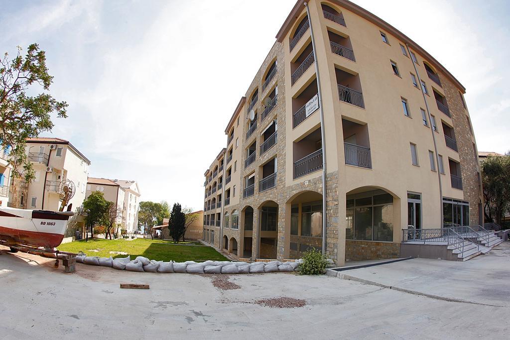 Studio Apartment Nika Andusa Petrovac Habitación foto